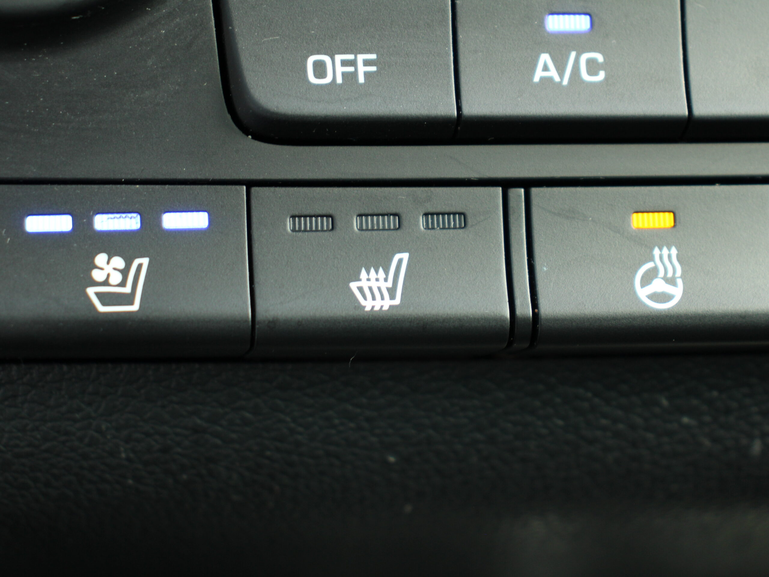 b1e10880-7d32-4cea-8309-fb716a80523b-ef1cb363-3aa0-4d3a-8a28-ab3b9ea7accf